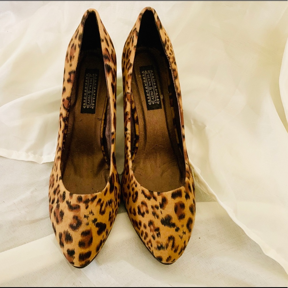 ♥️Deena & Ozzy Leopard Retro Pump Shoes